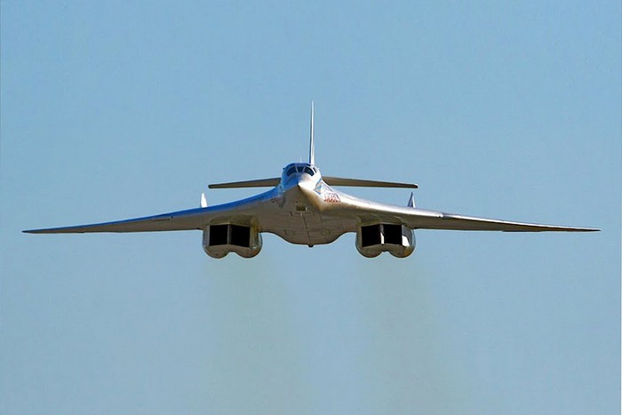 Ту-160: "Белый лебедь" стратегический ракетоносец
